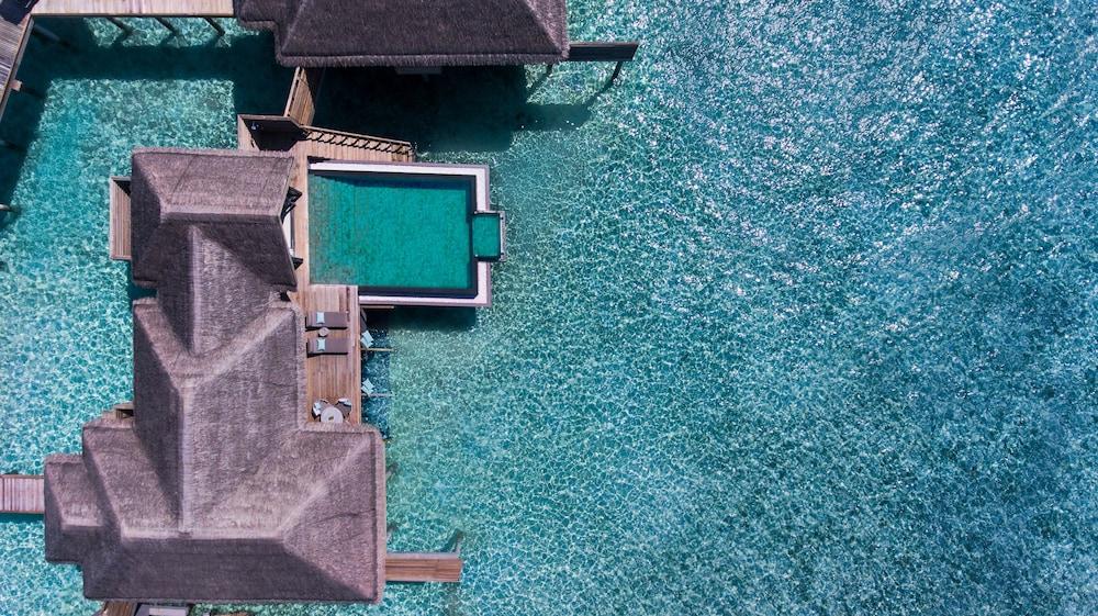 Resort Vakkaru Maldives - 30 Percent Off On Seaplane Transfers For Until 19 Dec 2025 5*